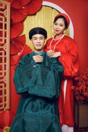 Mã thuê A38: Fullset áo Tấc sa hàn xanh lục đậm lót đen (unisex)