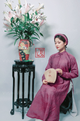 Thuê áo nhật bình áo ngũ thân Vstyle B42