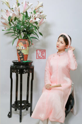 Thuê việt phục áo tấc xáo ngũ thân tay chẽn tơ xước kim hồng cam lót trắng vstyle B64