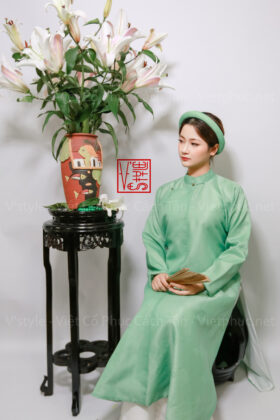 Thuê áo nhật bình áo ngũ thân Vstyle B56