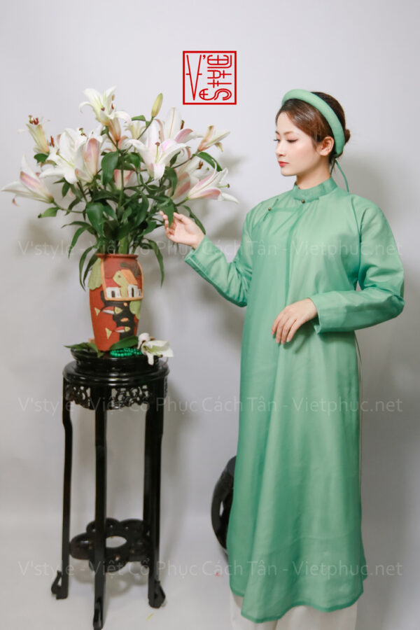 Thuê áo nhật bình áo ngũ thân Vstyle B51