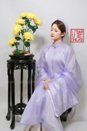Thuê việt phục áo tấc xước kim tím nhạt lót trắng A50 vstyle