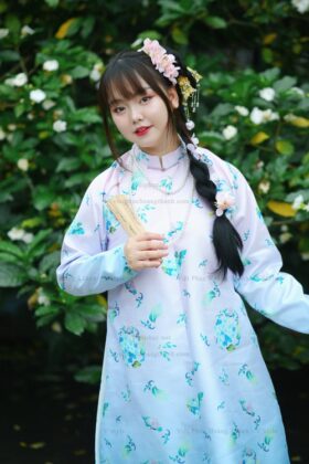 Mã thuê G42: Fullset áo Ngũ thân tay chẽn tafta nhũ Cẩm Tú (unisex)