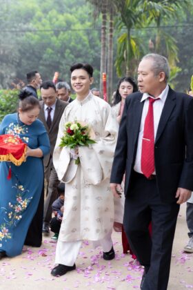 Mã thuê G63: Fullset áo Áo tấc dệt Bát Bửu màu be (unisex)