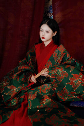 Mã thuê C48: Fullset Giao lĩnh đỏ khoác đối khâm gấm nhũ hoa Trạng Nguyên (unisex)