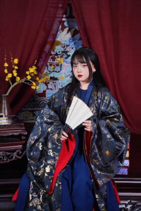 Mã thuê C56: Fullset Đối Khâm vải dệt Bảo Tướng Hoa xanh than (unisex)