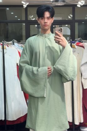 Mã thuê A192: Fullset Áo Tấc tơ xước xanh lá nhạt lót trắng (unisex)